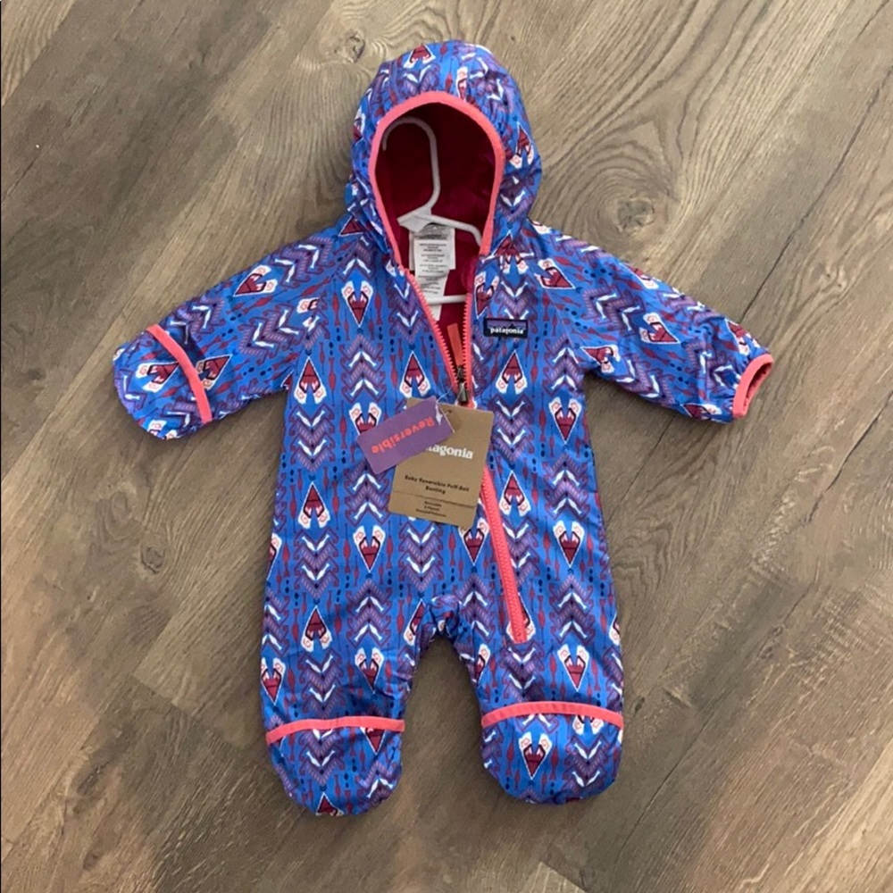 FINAL PRICE! Patagonia Puff Ball Baby Bunting - Picture 1 of 5